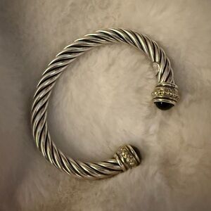 Source Unknown “SU MARK 925 THAILAND’ Sterling Silver Twisted Bracelet